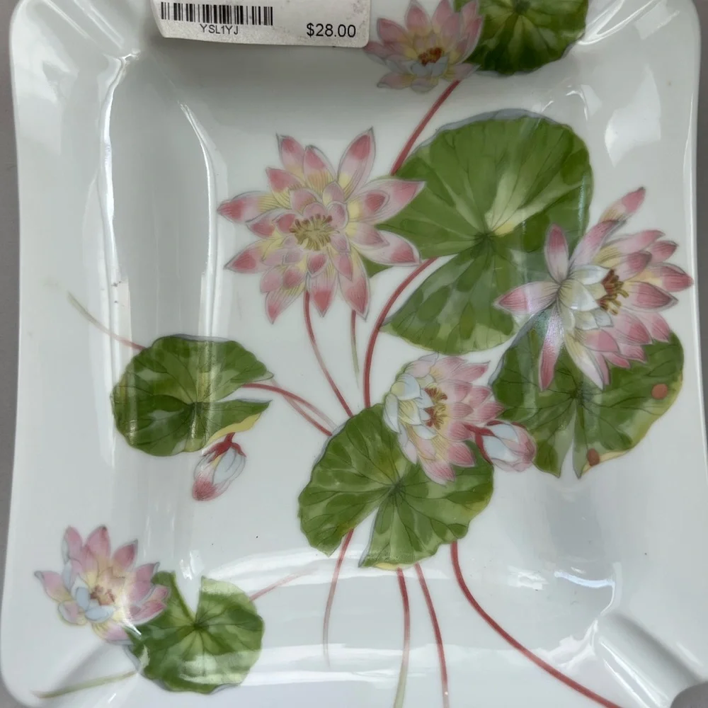 Japanese floral dish by Images pink /green - Picture 4 of 5